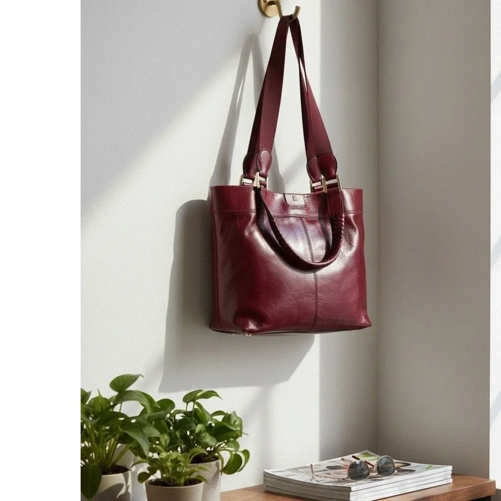 HOBO Romy Medium Tote Saddleberry Burgundy Leather Handbag VI-36001SBRY NEW